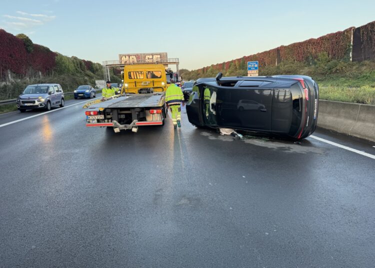 Unfall auf der A4 bei Kerpen