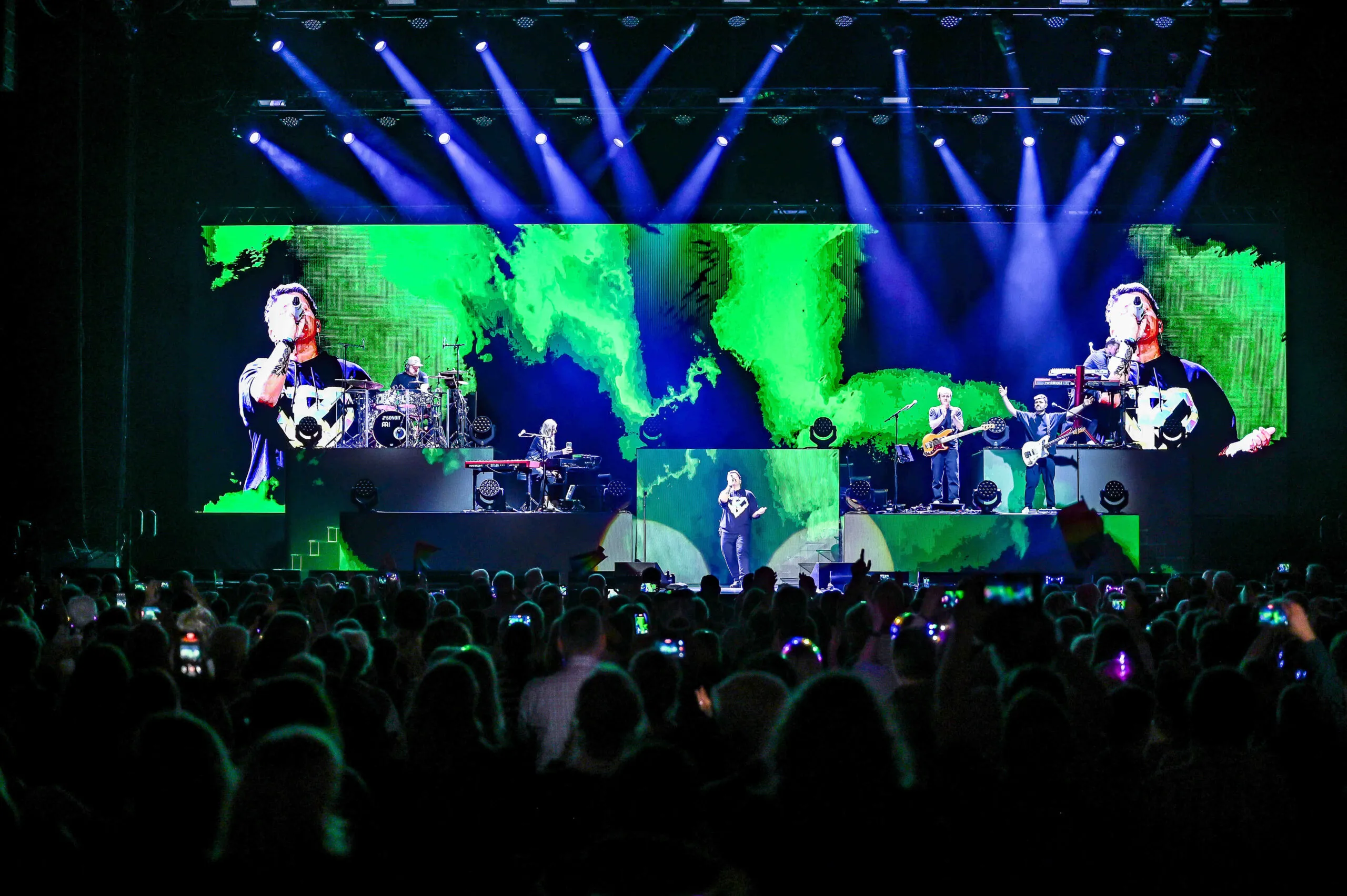 Kerstin Ott feiert Tour-Stopp in Köln