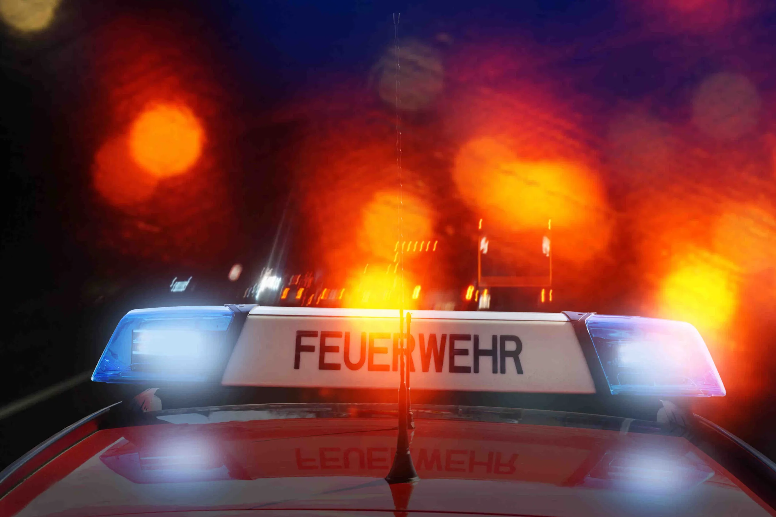 Mehrere hundert Liter Altöl auf Feld bei Kerpen-Brüggen illegal entsorgt