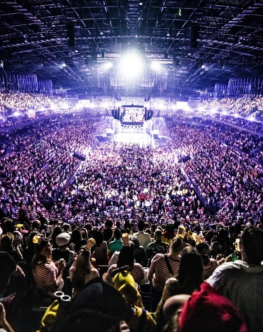 Zuschauerrekord bei der „Lachenden Kölnarena“ mit 18.500 Gästen