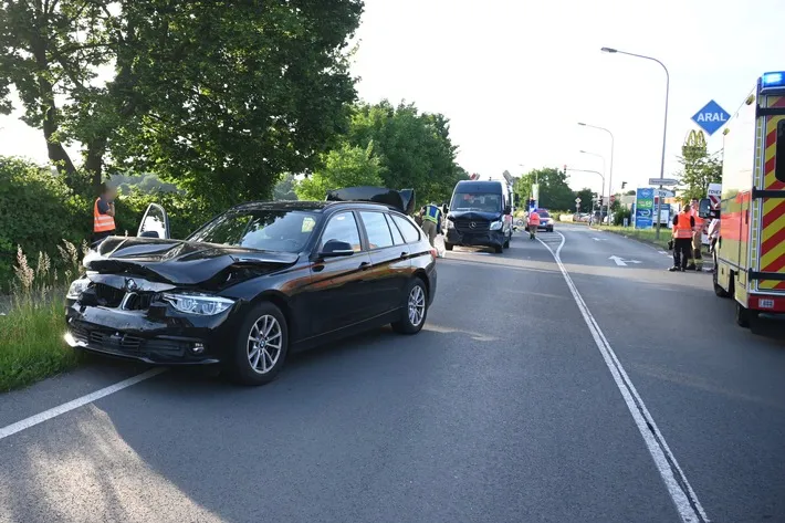 Verkehrsunfall L183 Pulheim Feuerwehreinsatz