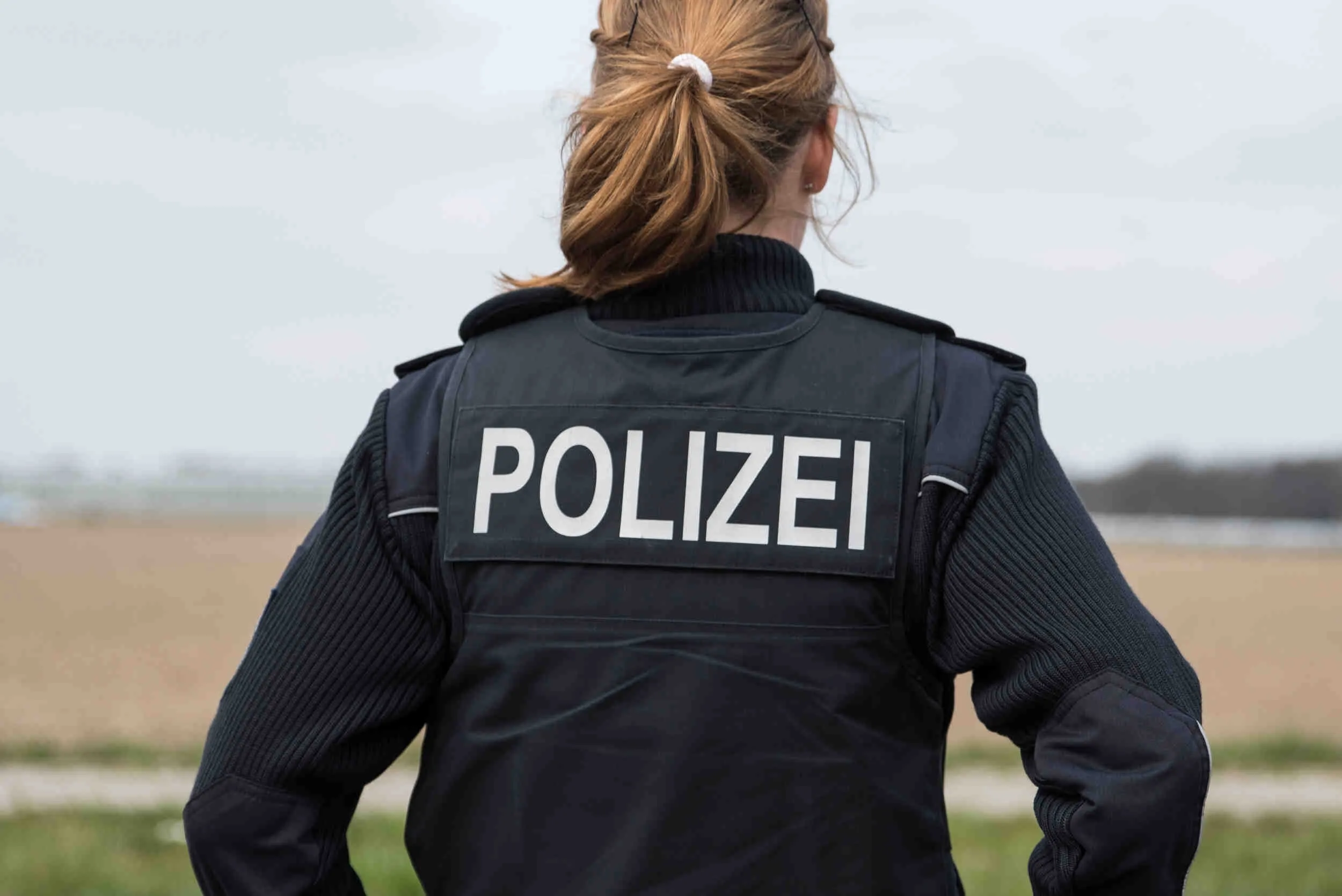 Überschlag K59 Nettersheim 70-Jähriger bei Überschlag auf K59 in Nettersheim leicht verletzt Polizeieinsatz