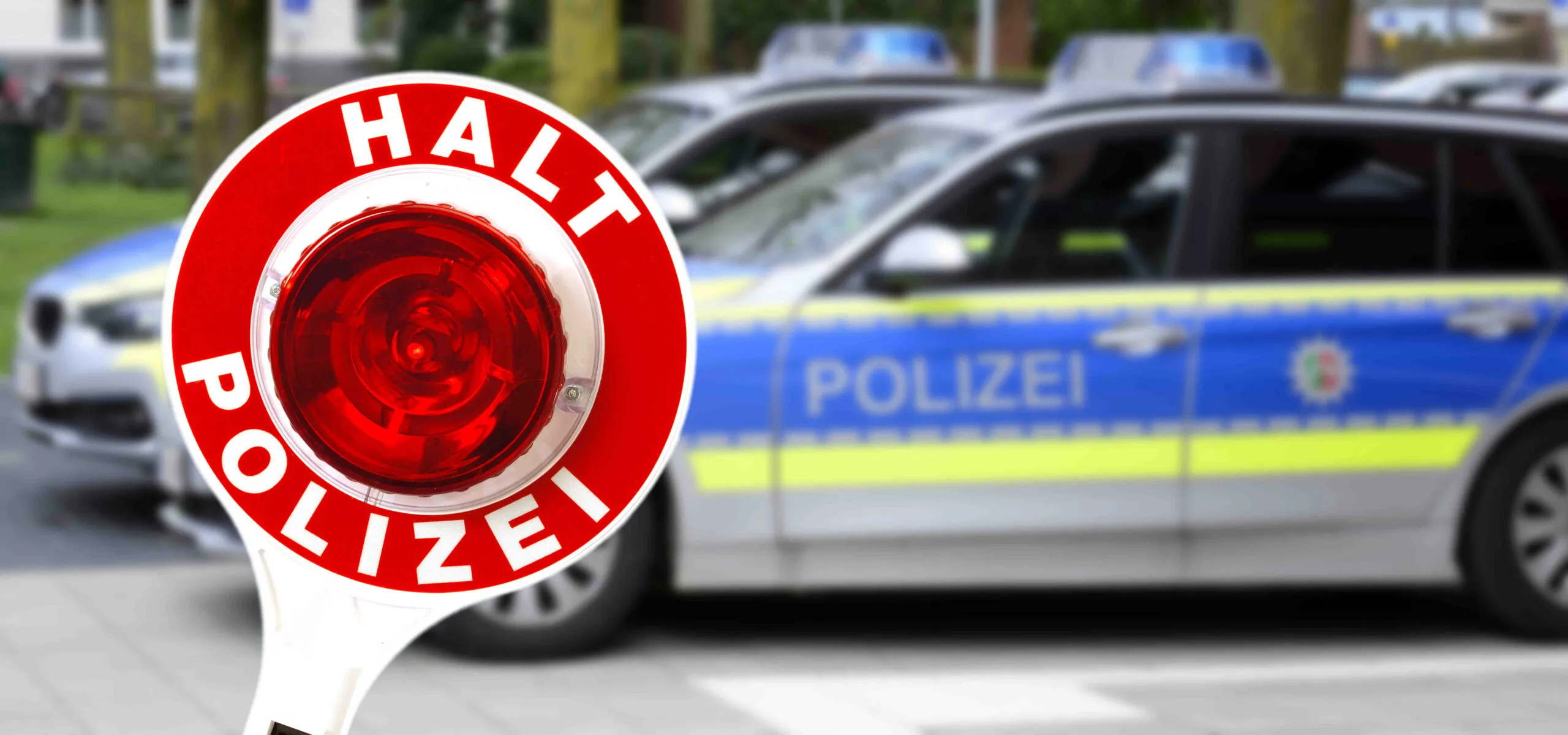 Polizei-Mobil Rheinbach Polizei-Mobil am 1. Juli auf Rheinbacher Wochenmarkt vor Ort Polizeieinsatz